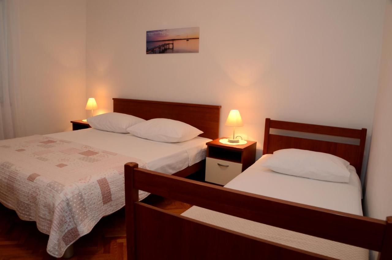 Dvosoban Apartman U Centru Grada Biograd Na Moru Exterior photo