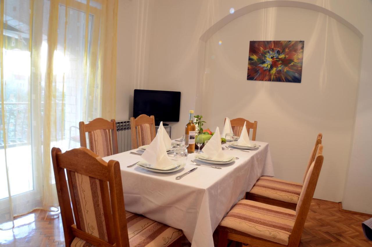 Dvosoban Apartman U Centru Grada Biograd Na Moru Exterior photo